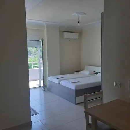Sidrit Apartament *